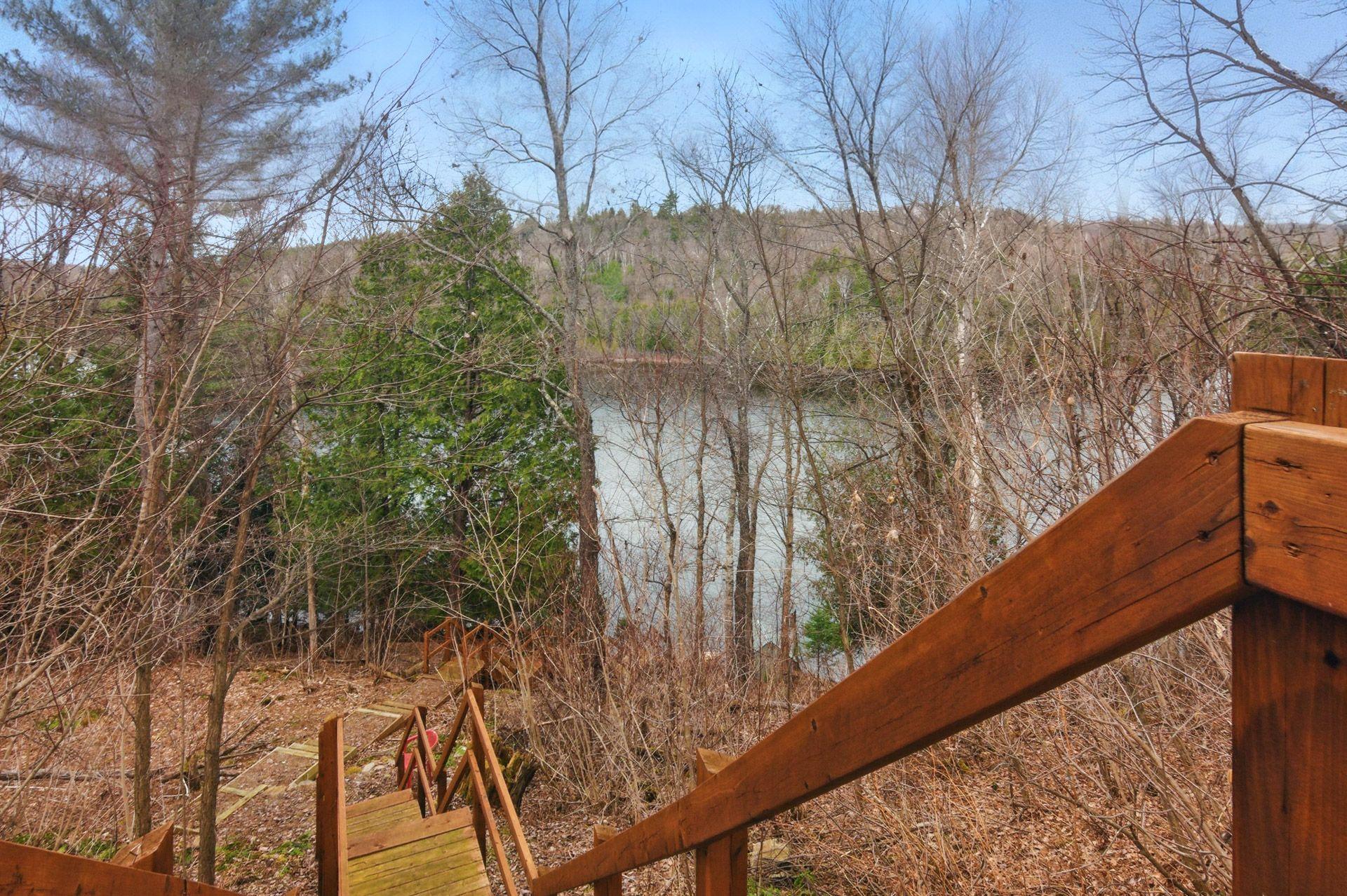 









337


Route des Cantons

,
Saint-Émile-de-Suffolk,




QC
J0V1Y0

