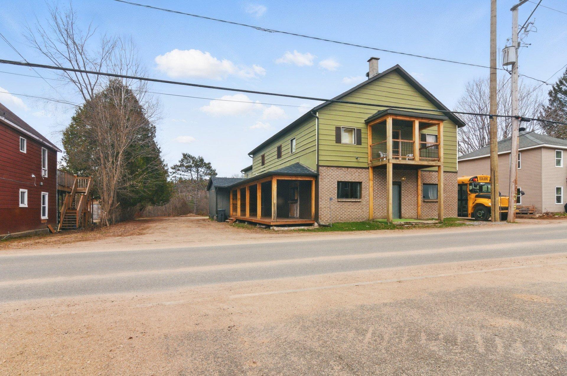 









337


Route des Cantons

,
Saint-Émile-de-Suffolk,




QC
J0V1Y0

