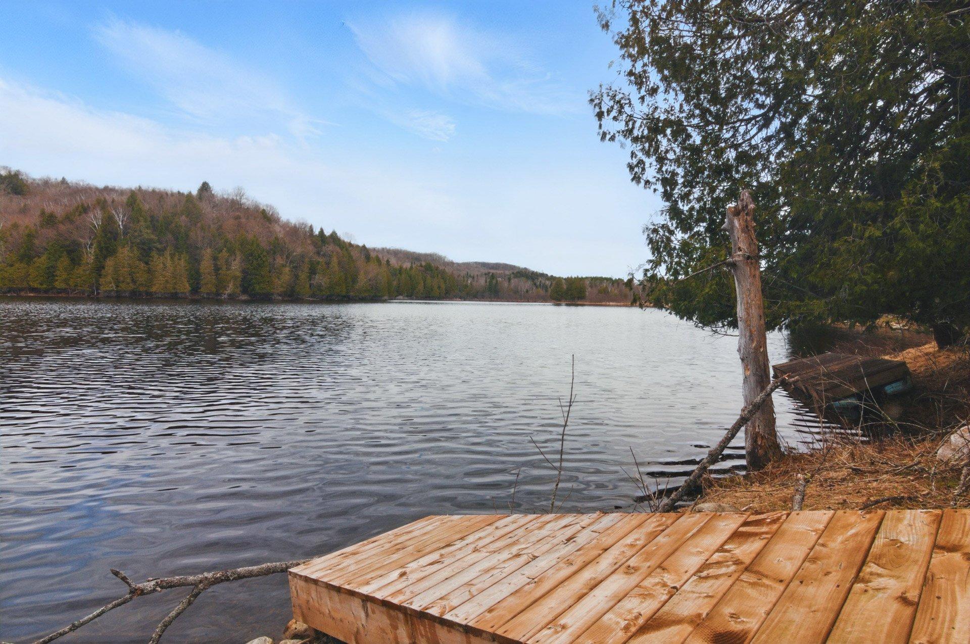 









337


Route des Cantons

,
Saint-Émile-de-Suffolk,




QC
J0V1Y0

