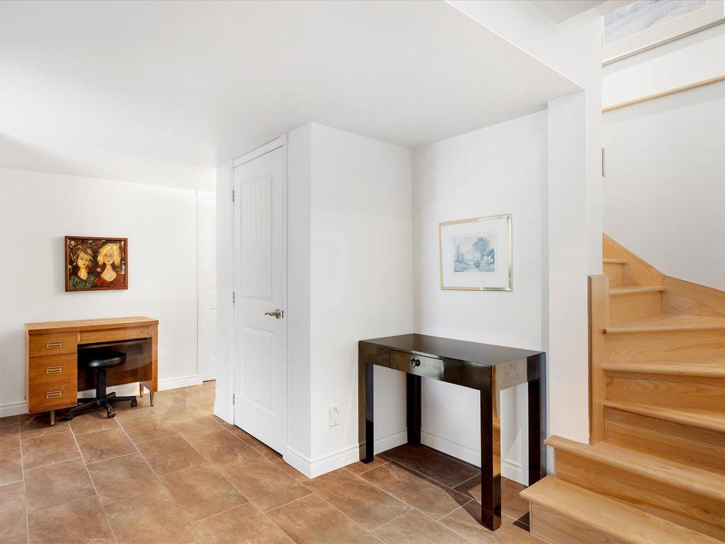 









6935


Rue Amyot

,
Trois-Rivières,




QC
G9B2G2

