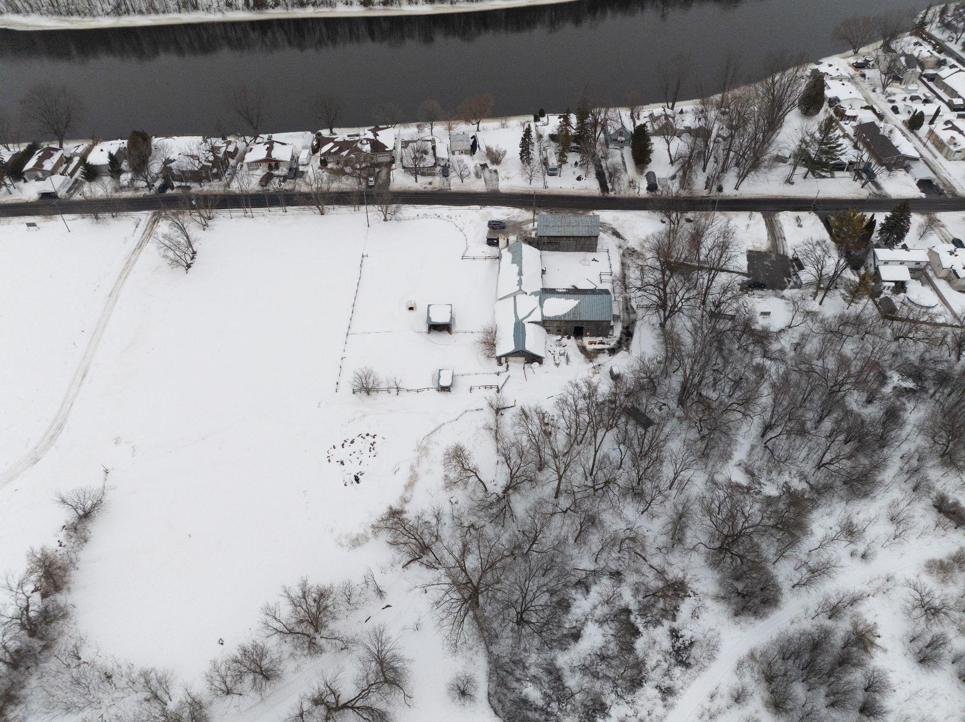 









4700


Boul. des Mille-Îles

,
Laval (Auteuil),







QC
H7J1A1

