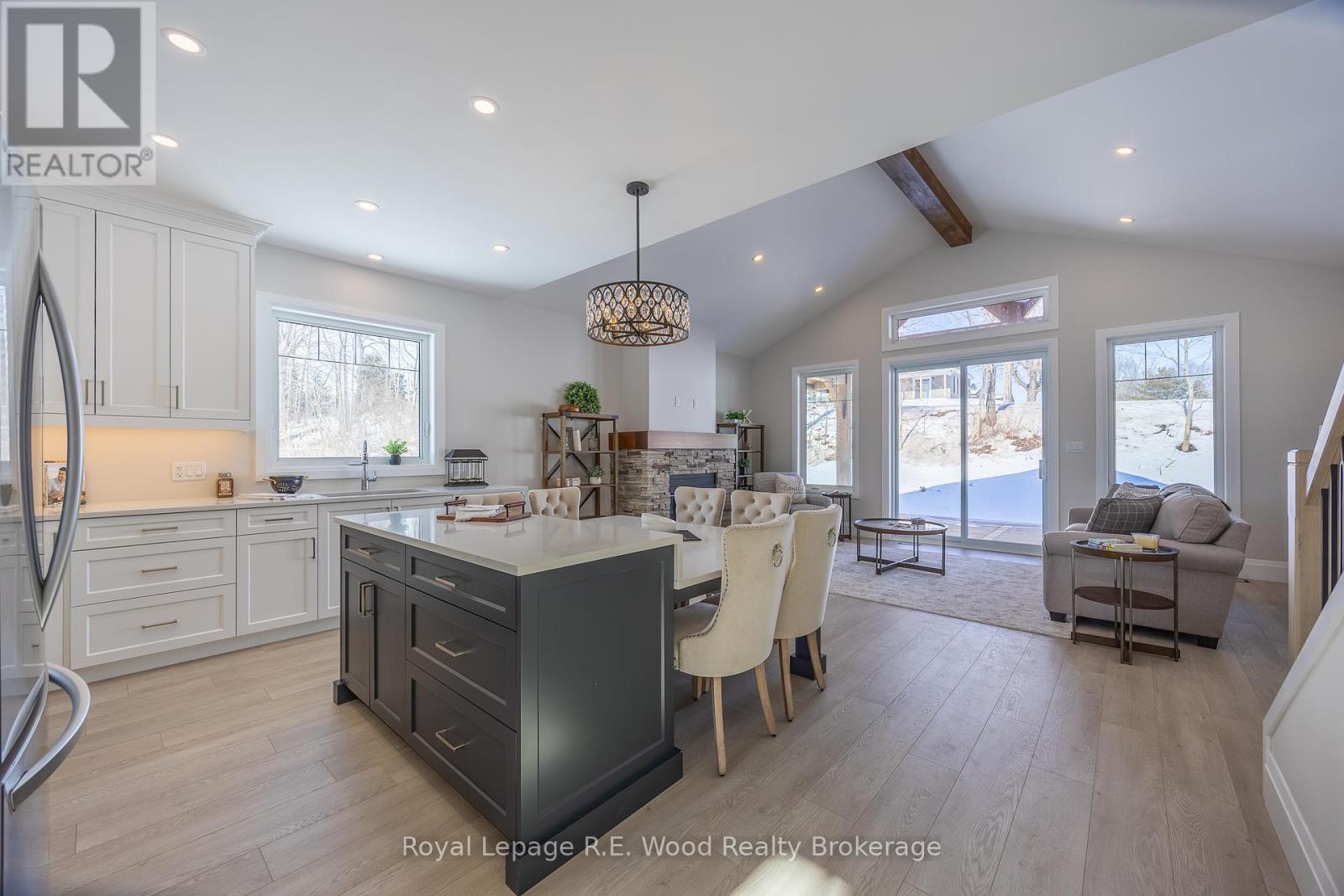 












15 GREENHILL DRIVE

,
Tillsonburg,




Ontario
N4G2K6

