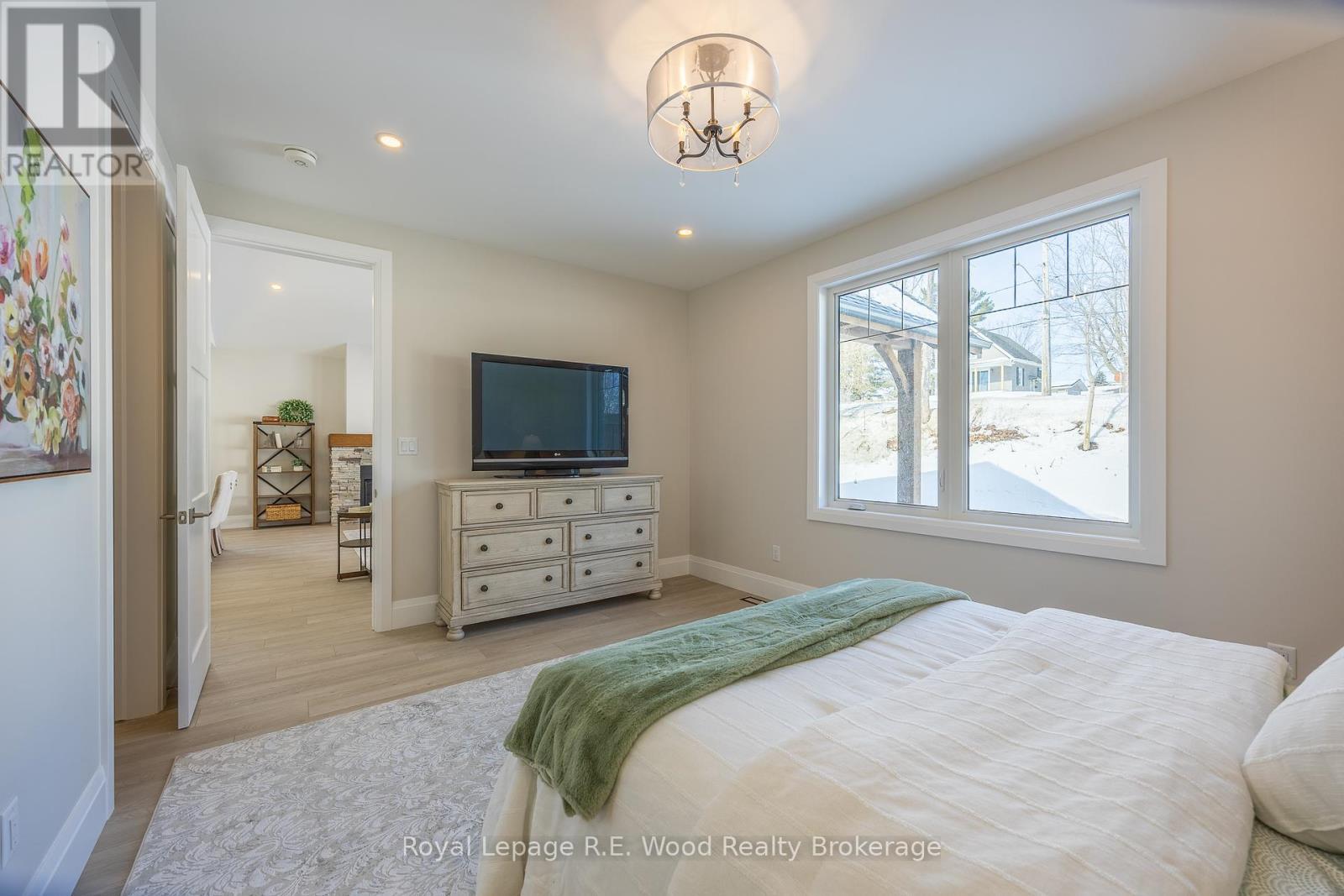 












15 GREENHILL DRIVE

,
Tillsonburg,




Ontario
N4G2K6

