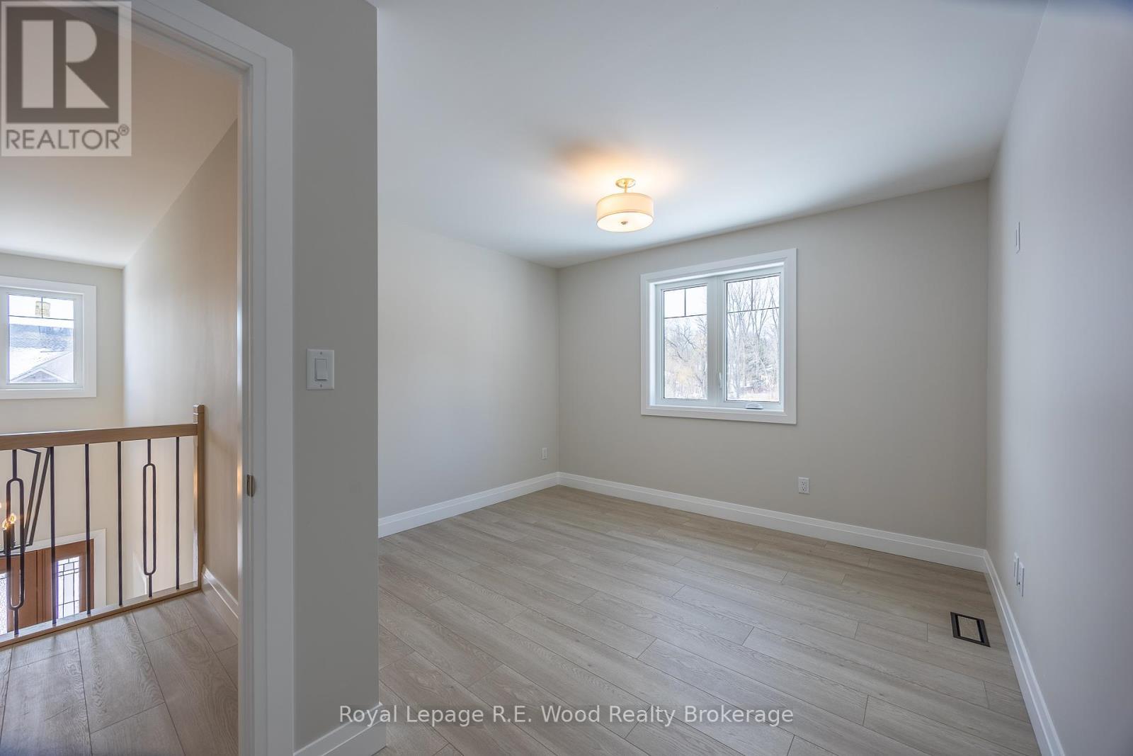 












15 GREENHILL DRIVE

,
Tillsonburg,




Ontario
N4G2K6


