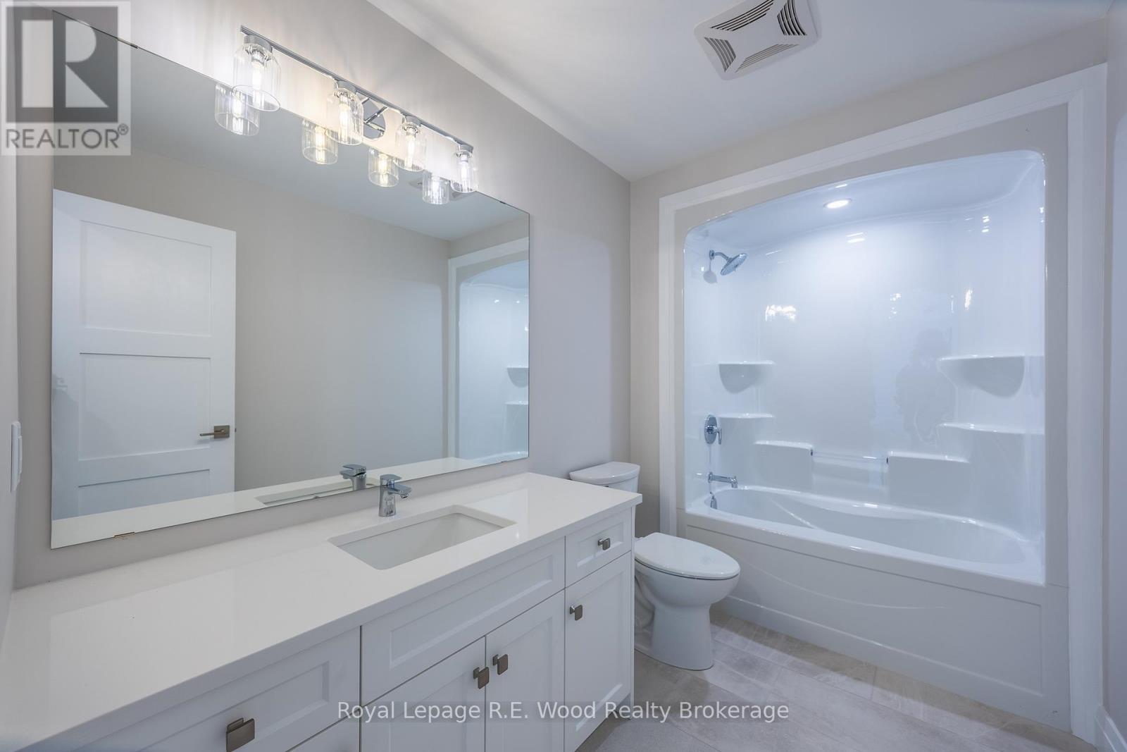 












15 GREENHILL DRIVE

,
Tillsonburg,




Ontario
N4G2K6

