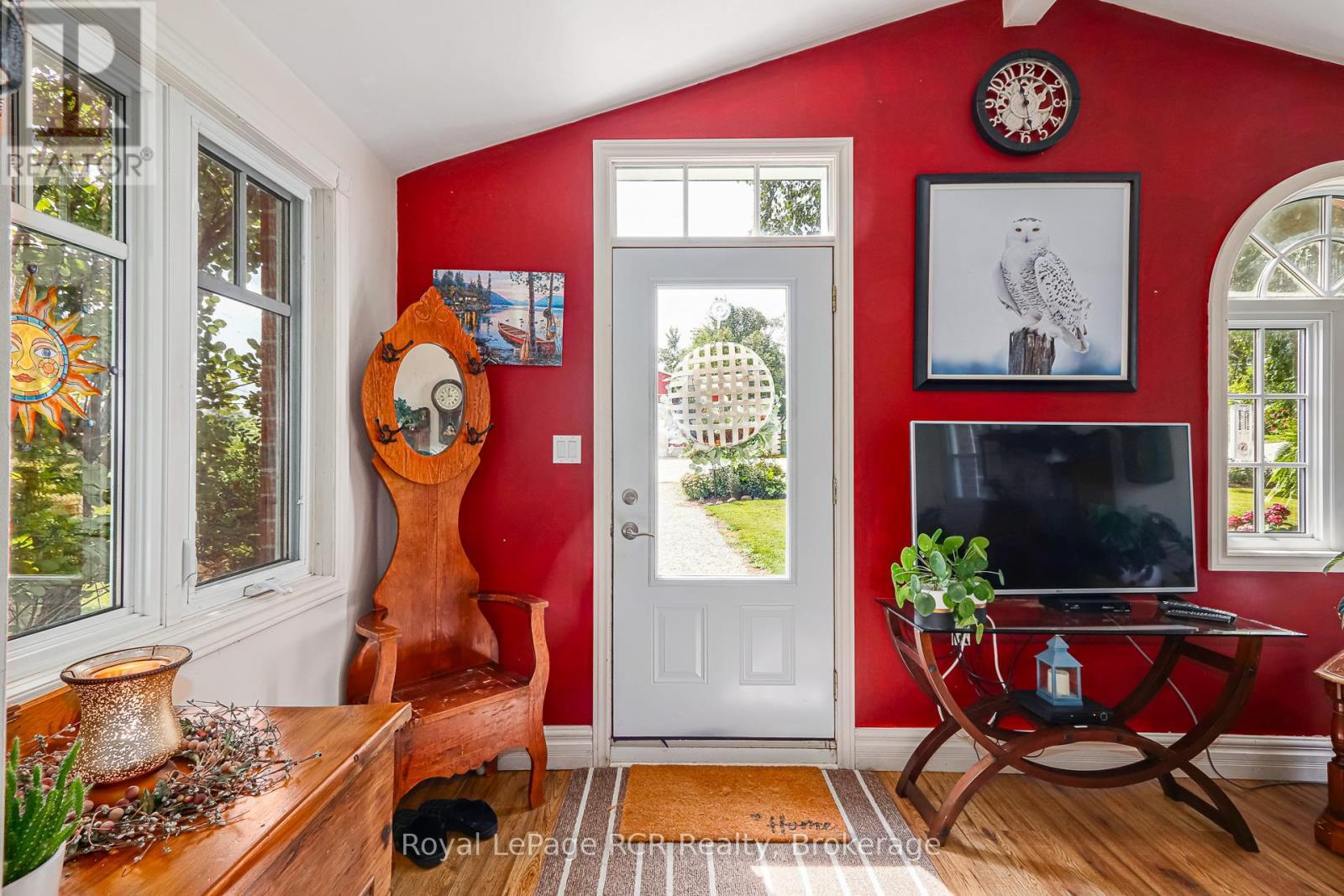












268 FOX RIDGE ROAD

,
Grey Highlands,







Ontario
N0H1J0

