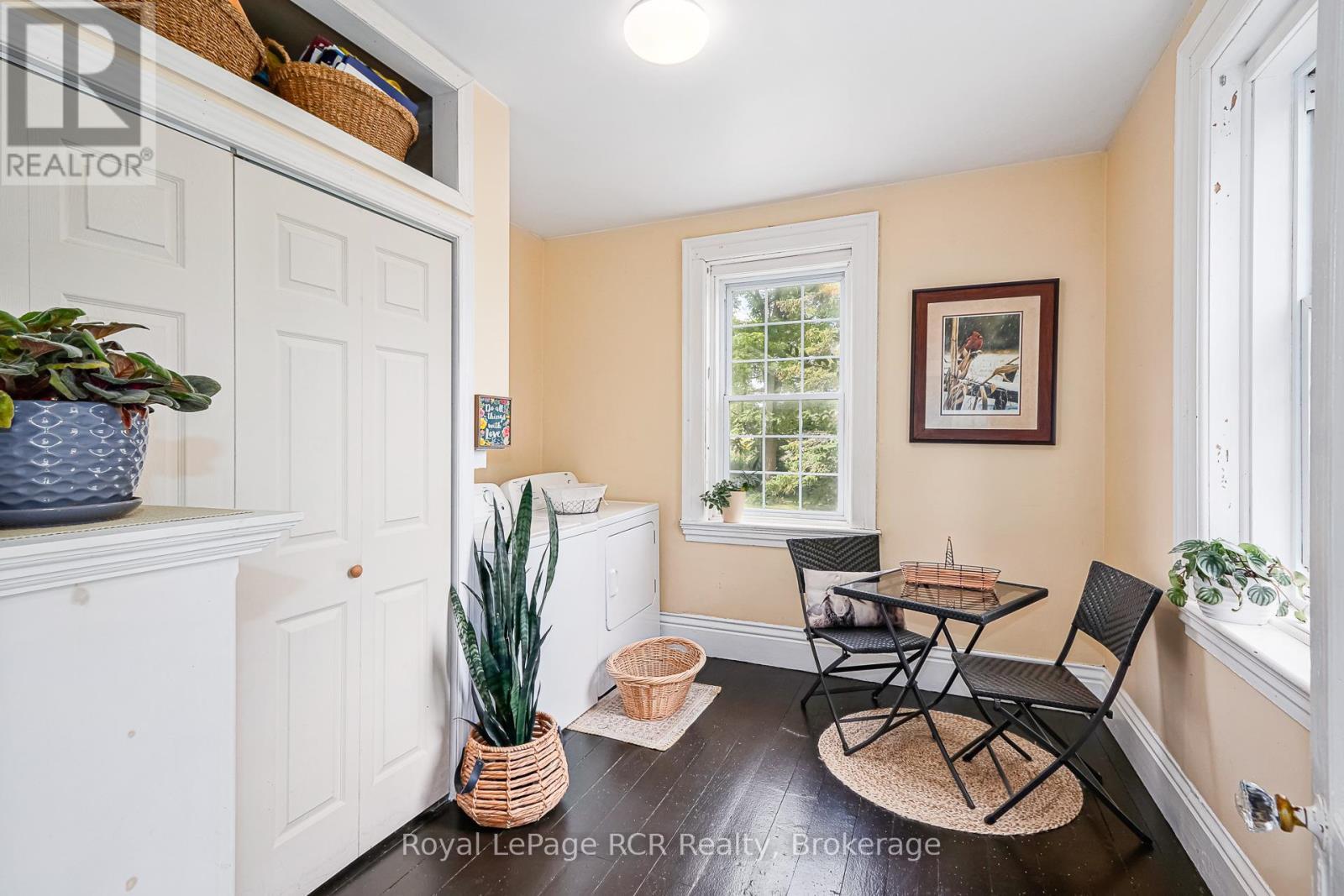 












268 FOX RIDGE ROAD

,
Grey Highlands,







Ontario
N0H1J0

