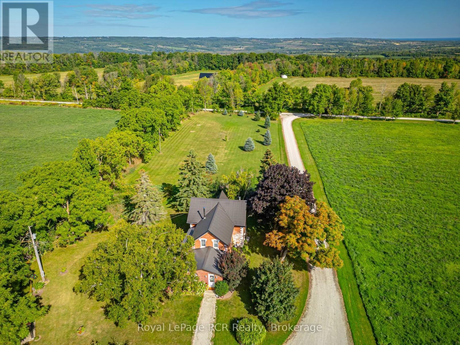 












268 FOX RIDGE ROAD

,
Grey Highlands,







Ontario
N0H1J0

