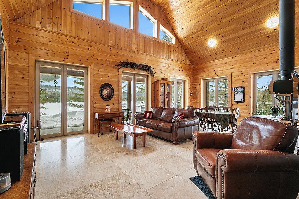 









488


Lac Sauriol

,
Waltham,




QC
J0X3H0

