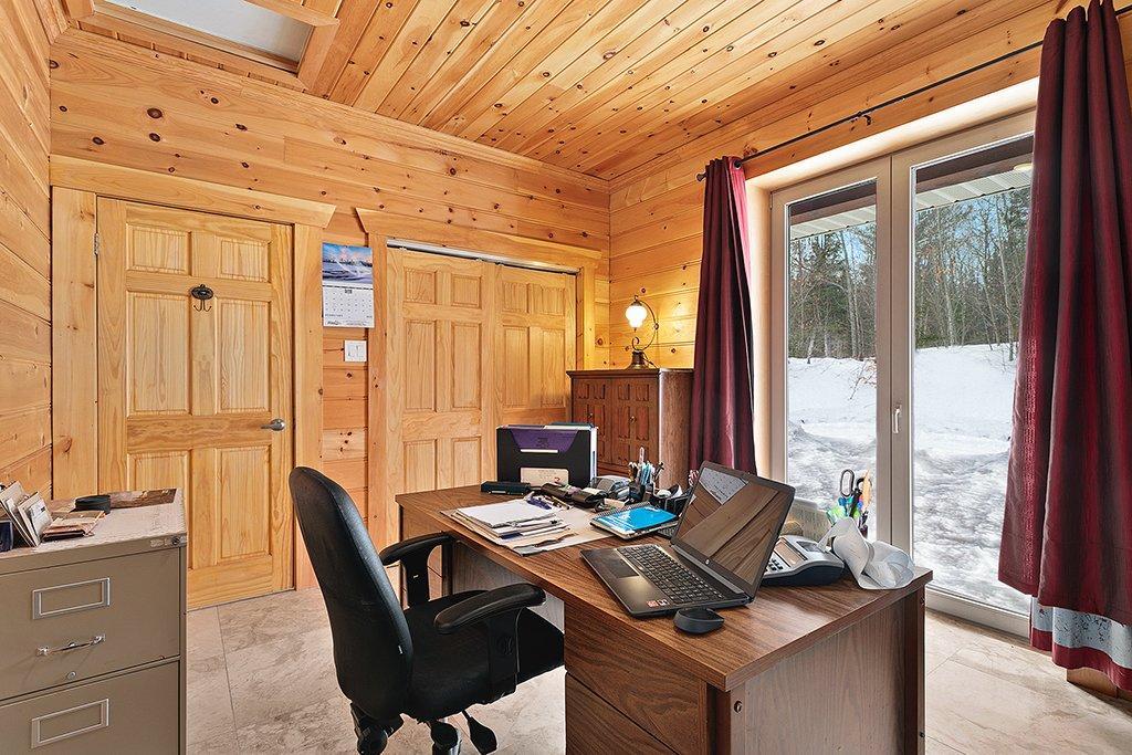 









488


Lac Sauriol

,
Waltham,




QC
J0X3H0

