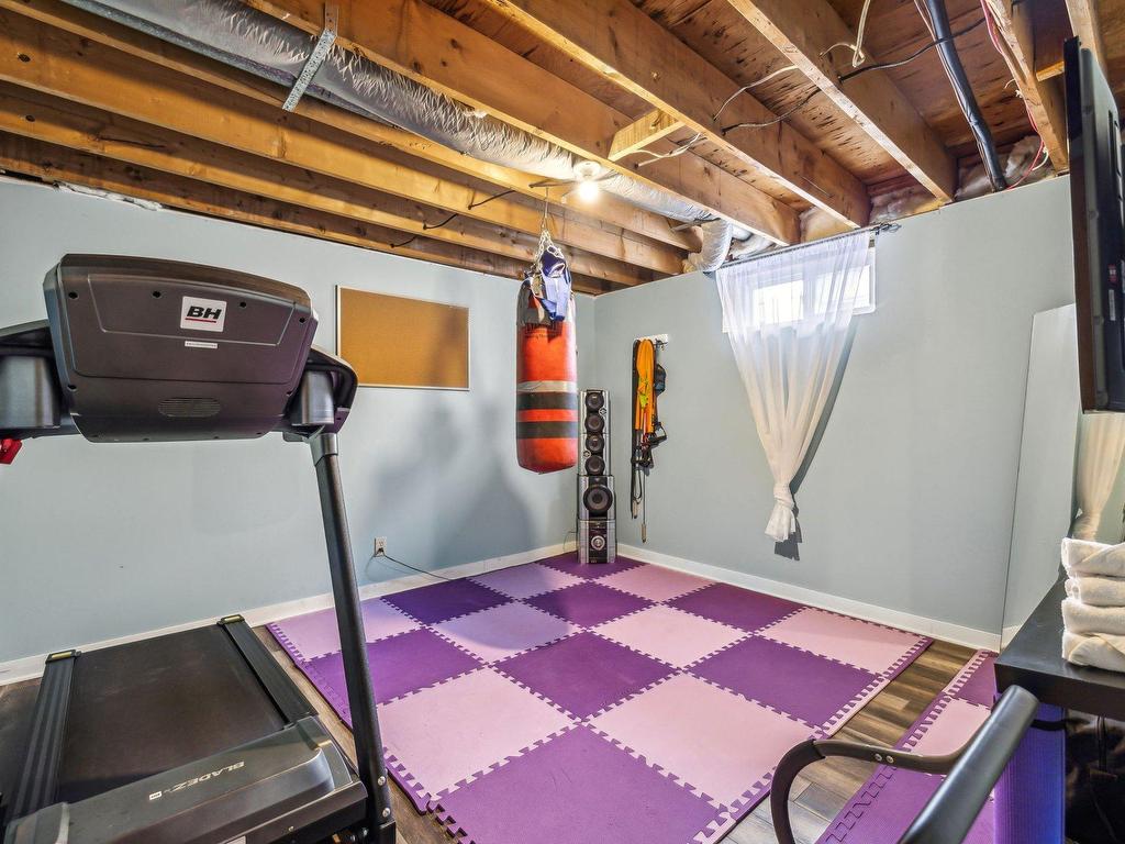









451


Rue Sylvestre

,
Gatineau (Gatineau),




QC
J8P6E1


