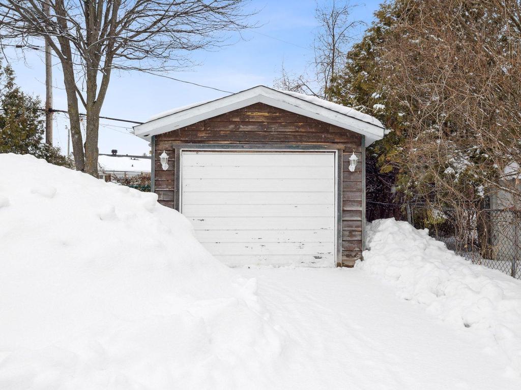 









451


Rue Sylvestre

,
Gatineau (Gatineau),




QC
J8P6E1

