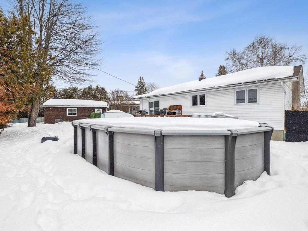









451


Rue Sylvestre

,
Gatineau (Gatineau),




QC
J8P6E1

