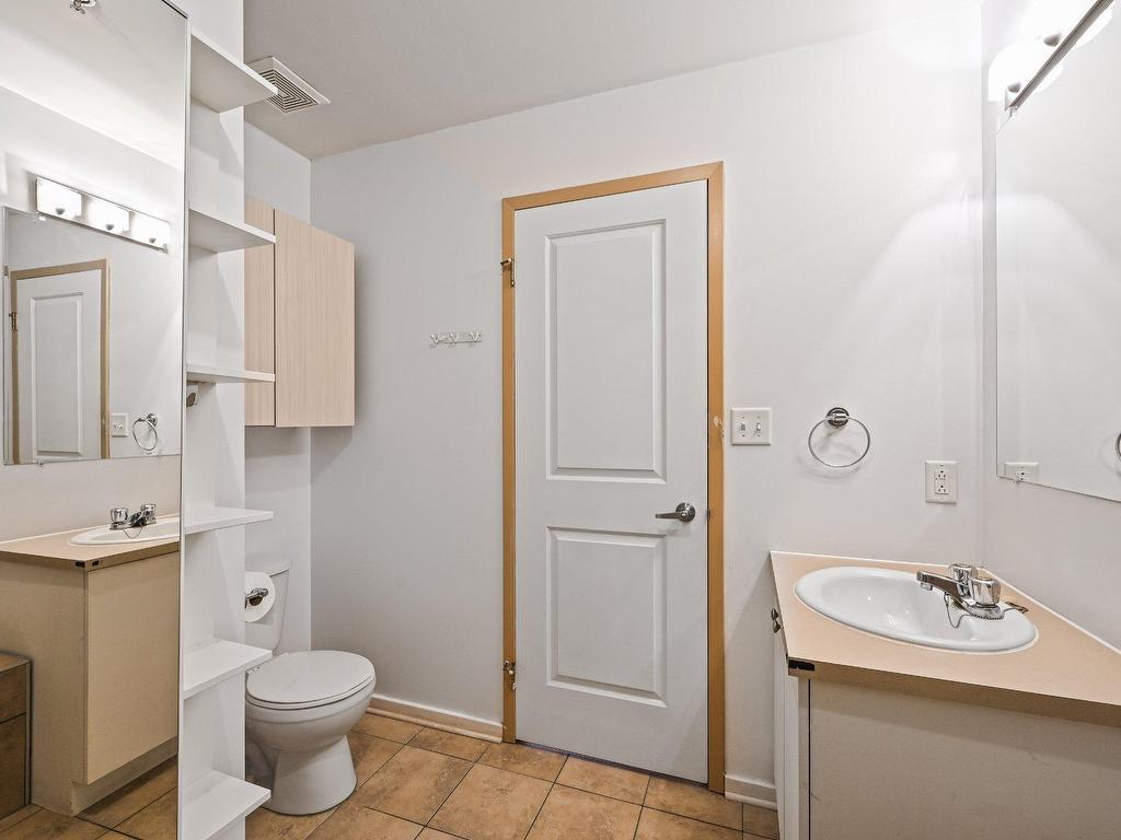 









445


Av. Ste-Croix

, 207,
Montréal (Saint-Laurent),




QC
H4L5P3

