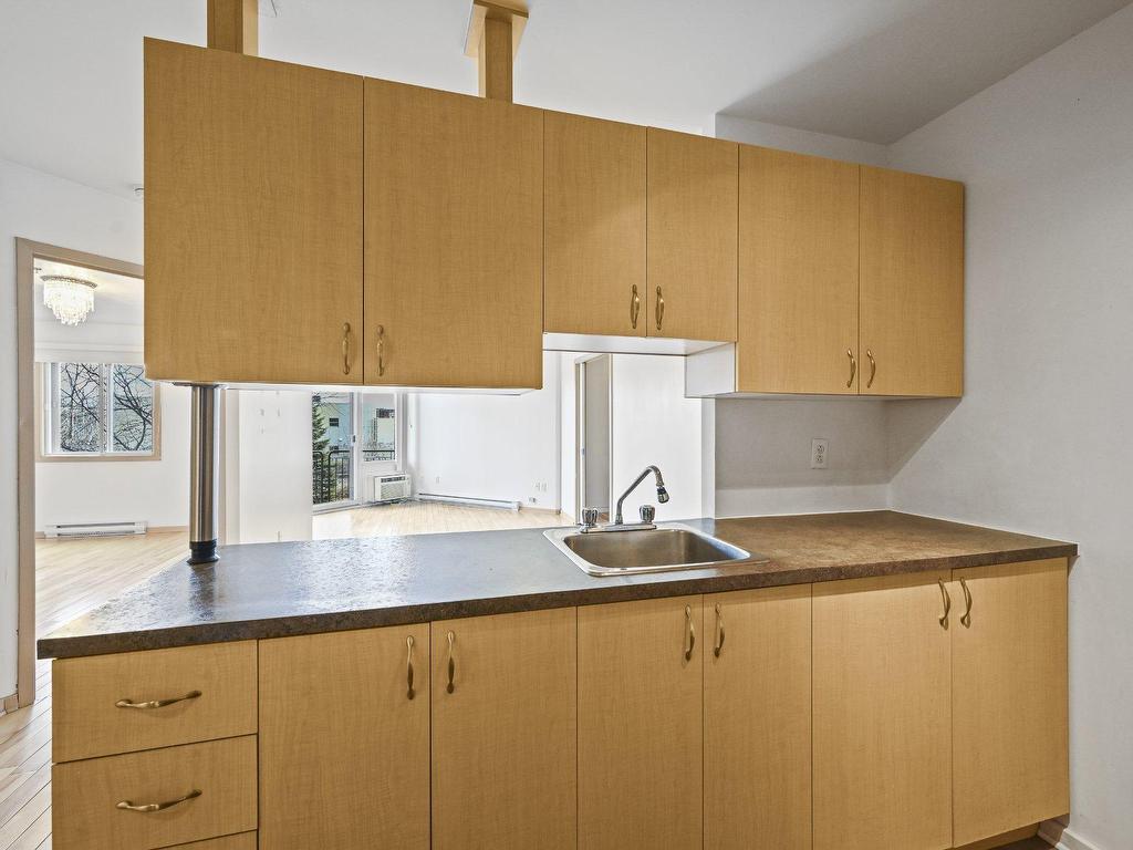 









445


Av. Ste-Croix

, 207,
Montréal (Saint-Laurent),




QC
H4L5P3

