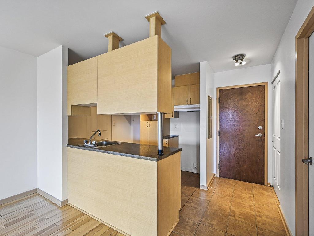 









445


Av. Ste-Croix

, 207,
Montréal (Saint-Laurent),




QC
H4L5P3

