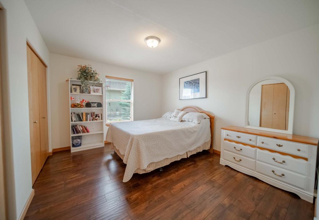 









1717


KOOCANUSA LAKE

Drive,
Koocanusa West,




BC
V0B 1T4

