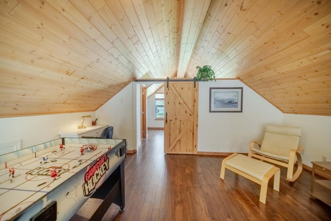 









1717


KOOCANUSA LAKE

Drive,
Koocanusa West,




BC
V0B 1T4

