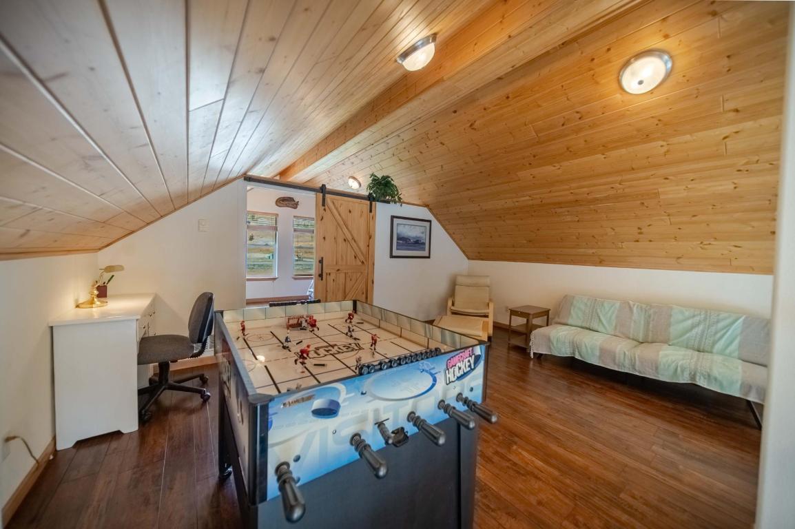 









1717


KOOCANUSA LAKE

Drive,
Koocanusa West,




BC
V0B 1T4

