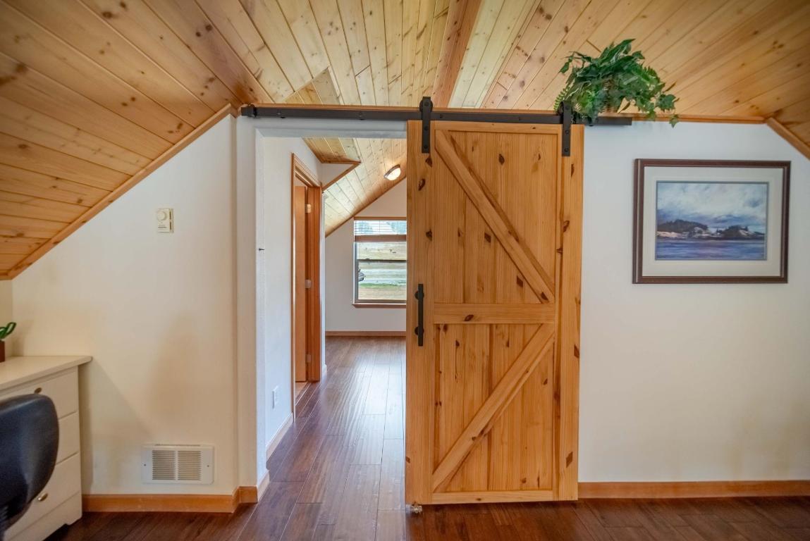 









1717


KOOCANUSA LAKE

Drive,
Koocanusa West,




BC
V0B 1T4

