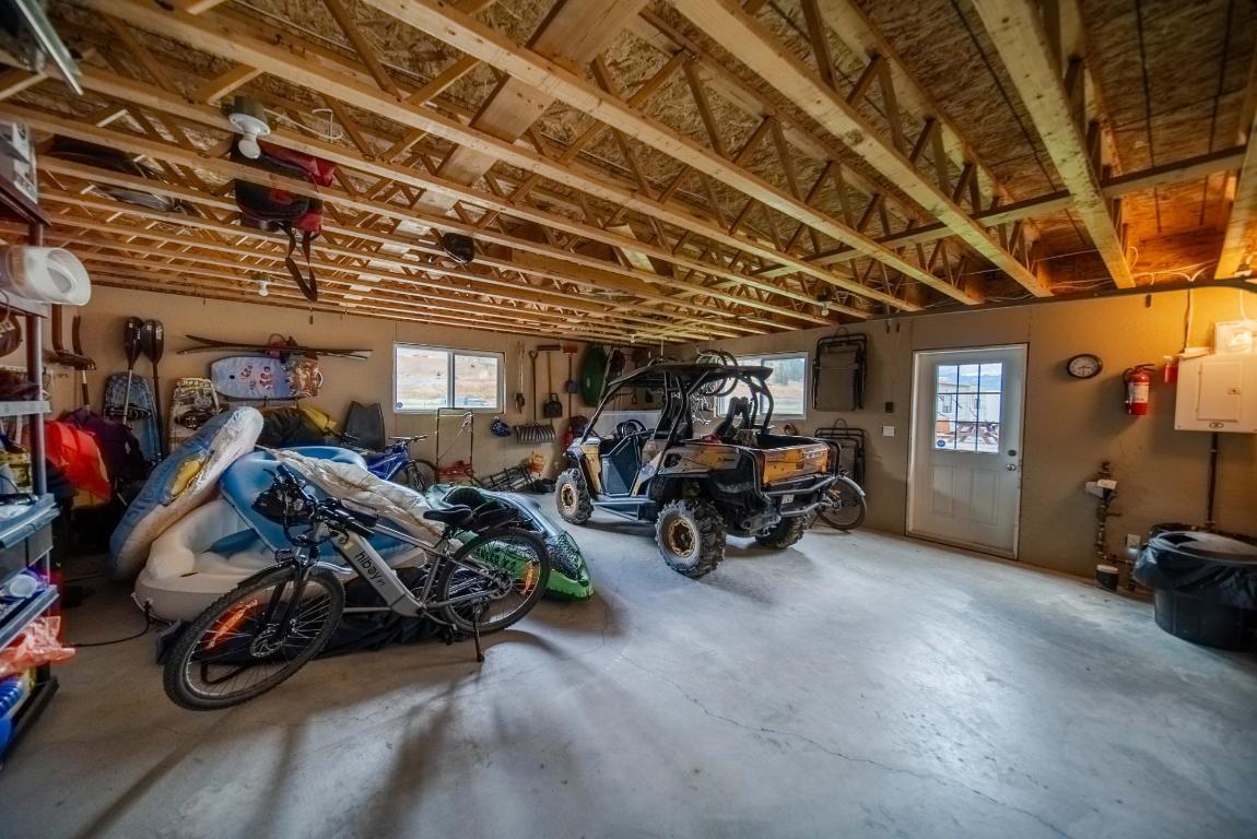 









1717


KOOCANUSA LAKE

Drive,
Koocanusa West,




BC
V0B 1T4

