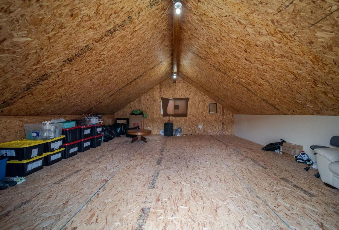 









1717


KOOCANUSA LAKE

Drive,
Koocanusa West,




BC
V0B 1T4

