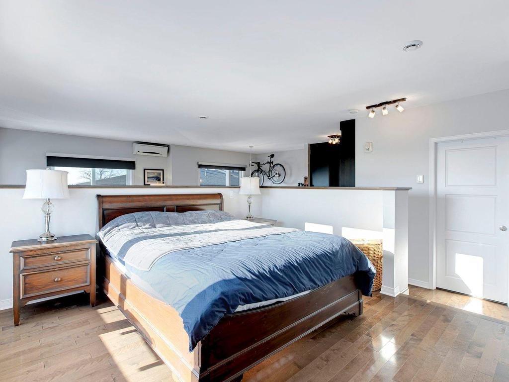 









1725


Route Marie-Victorin

, 31,
Varennes,




QC
J3X0C3

