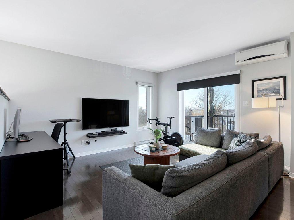 









1725


Route Marie-Victorin

, 31,
Varennes,




QC
J3X0C3

