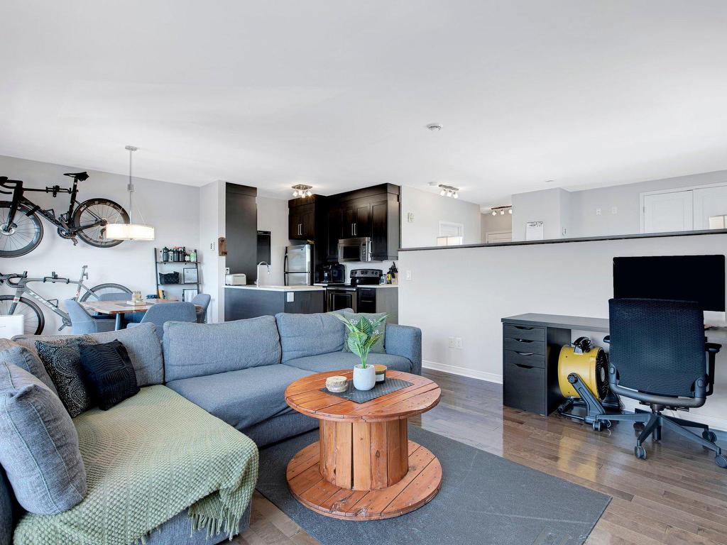 









1725


Route Marie-Victorin

, 31,
Varennes,




QC
J3X0C3

