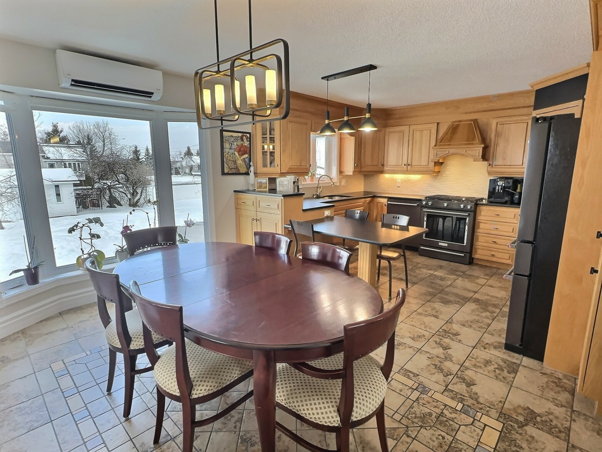 









118


Rue du Lac

,
Notre-Dame-du-Nord,




QC
J0Z3B0

