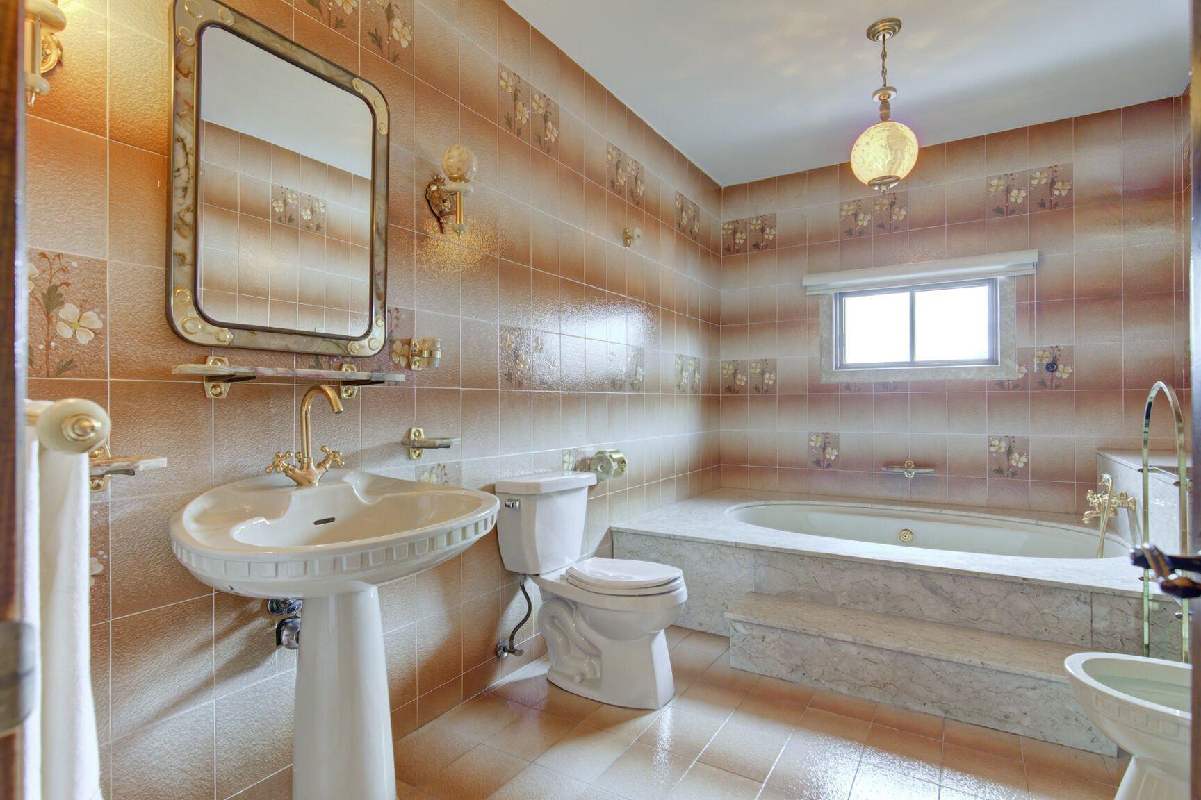 









12040


Rue Jasmin

,
Montréal (Ahuntsic-Cartierville),




QC
H4K1V7

