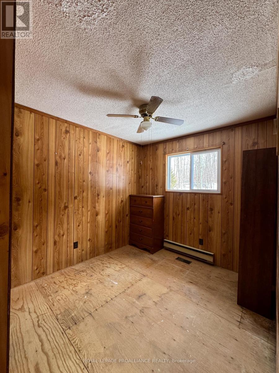 












1081 COOK ROAD

,
Marmora and Lake (Marmora Ward),




Ontario
K0K2M0

