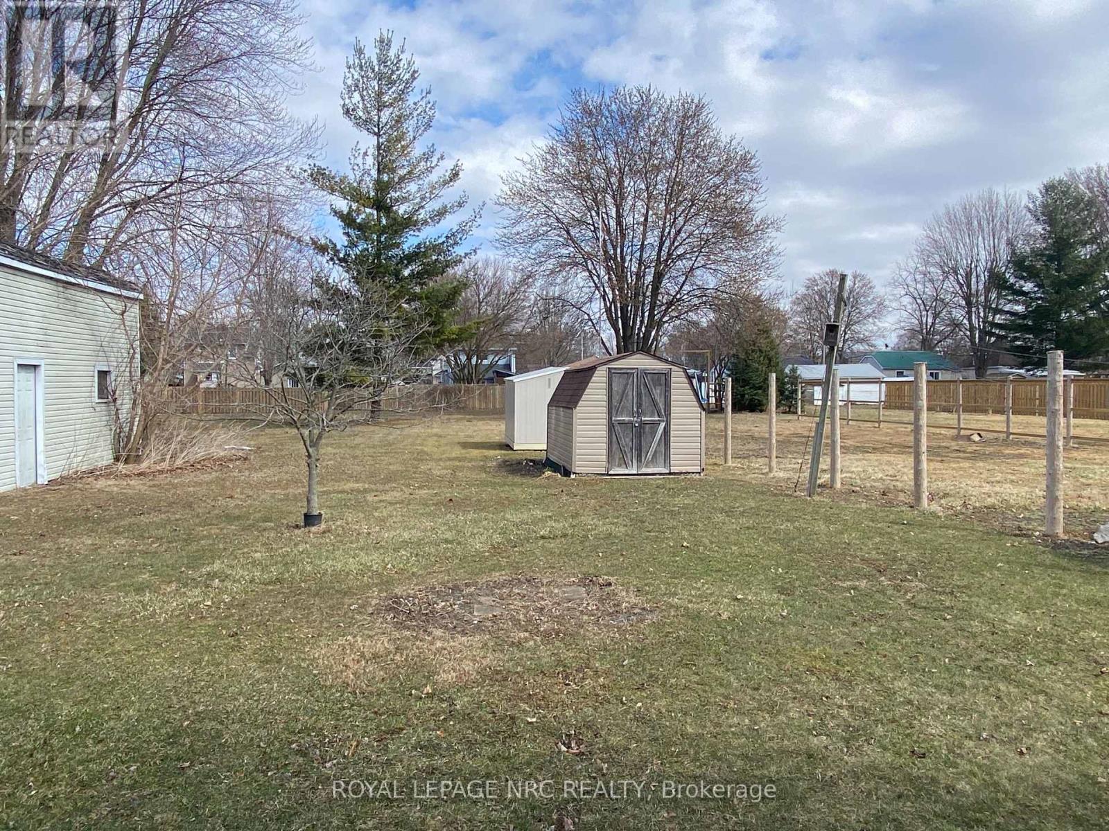 












145 CROSS STREET E

,
Haldimand,




Ontario
N1A1B7

