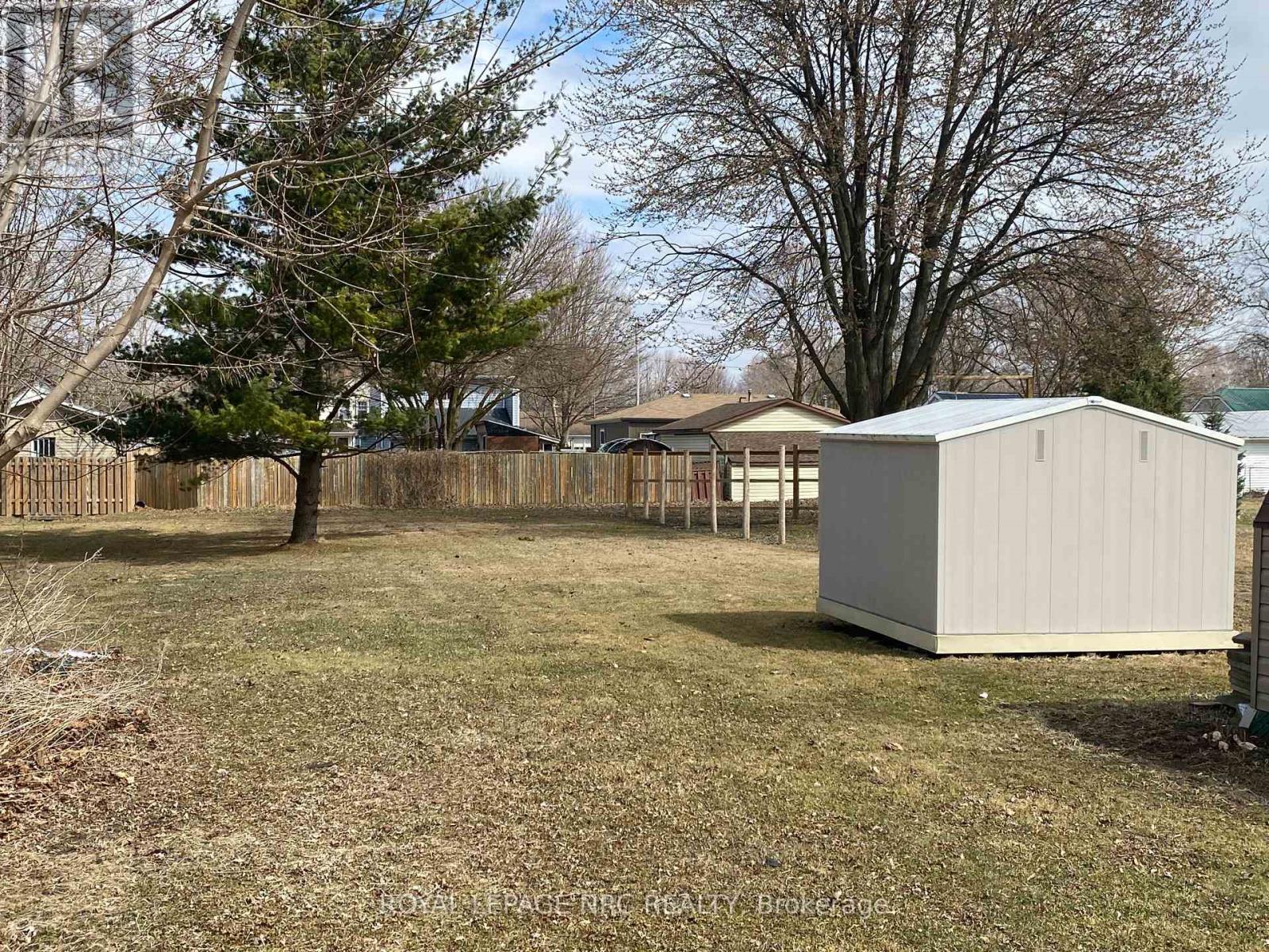 












145 CROSS STREET E

,
Haldimand,




Ontario
N1A1B7

