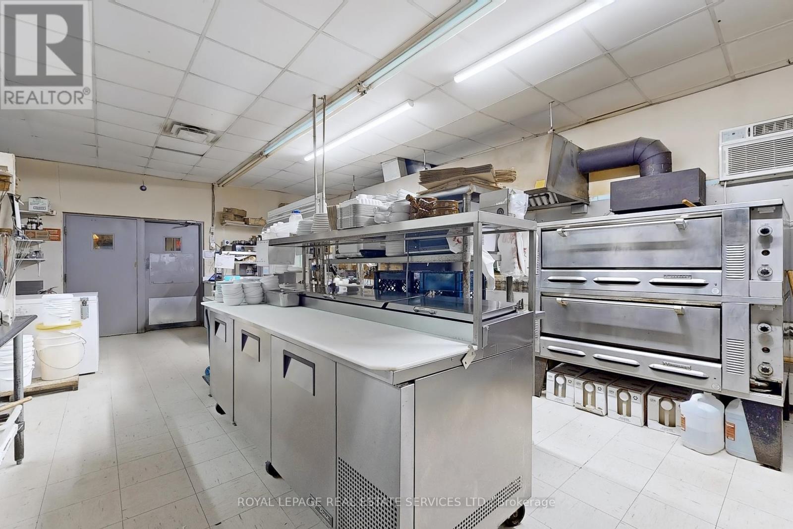 












121 LOCK STREET E

,
Haldimand,




Ontario
N1A1J6

