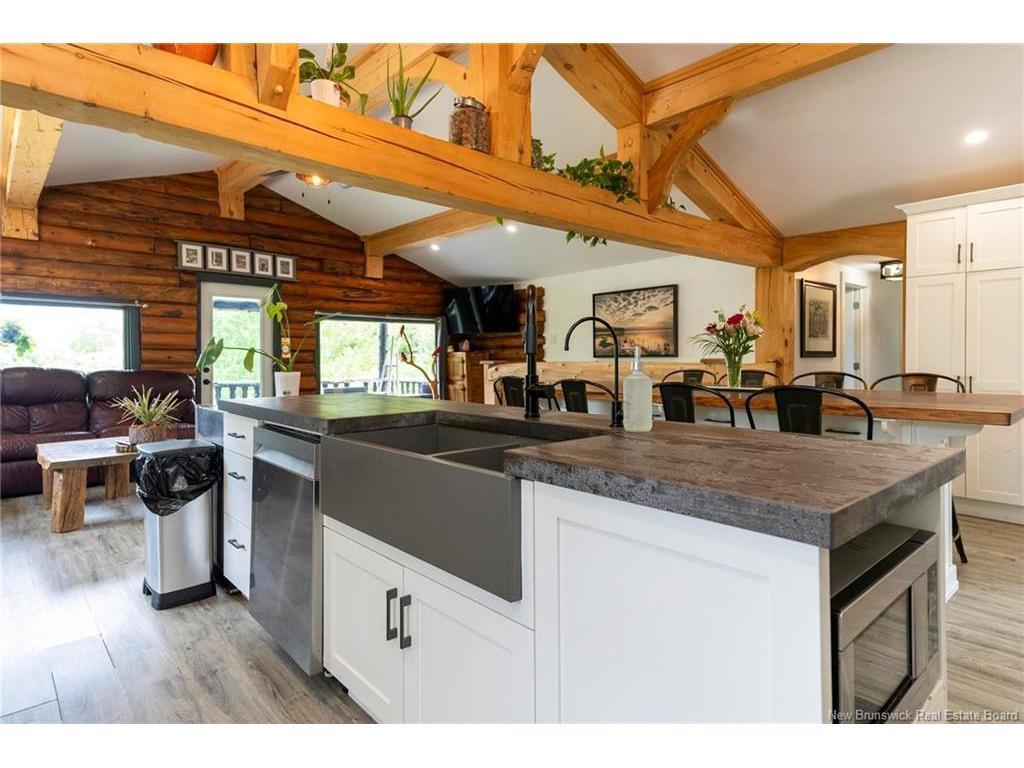 









86


Old Reach

RD,
Kingston,




NB
E5N 1B2

