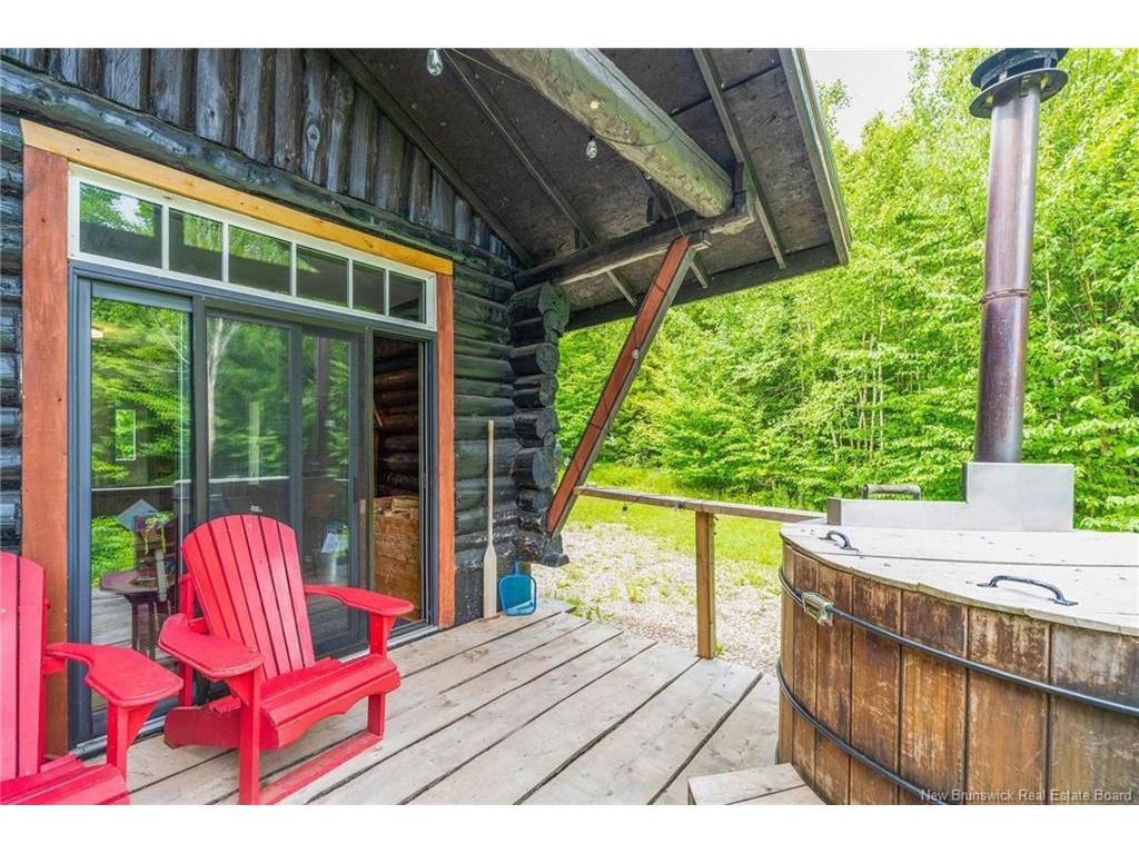 









86


Old Reach

RD,
Kingston,




NB
E5N 1B2

