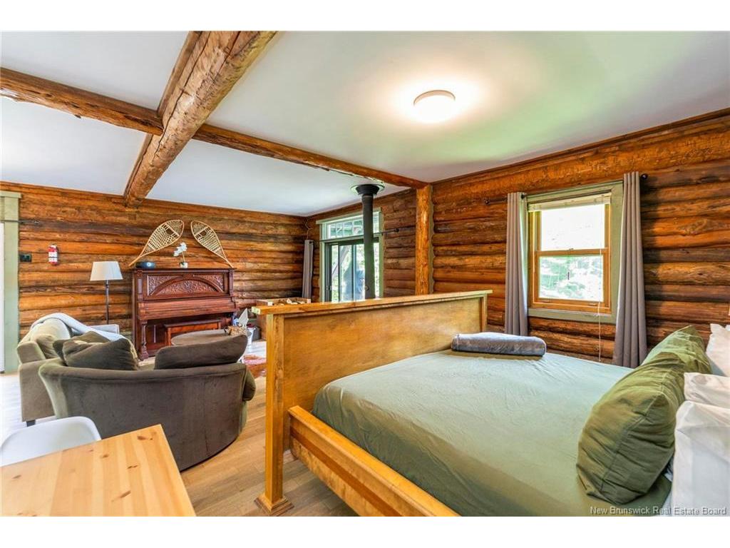 









86


Old Reach

RD,
Kingston,




NB
E5N 1B2

