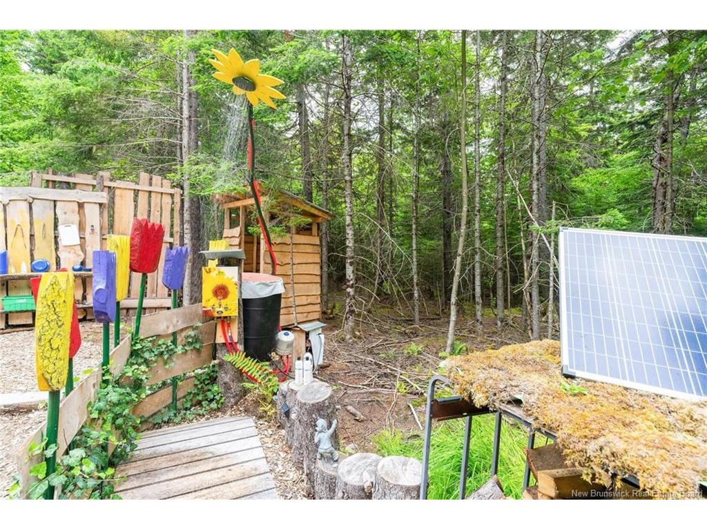 









86


Old Reach

RD,
Kingston,




NB
E5N 1B2

