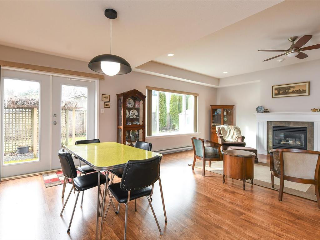 









3285


Eighth

St,
Cumberland,




BC
V0R 1S0

