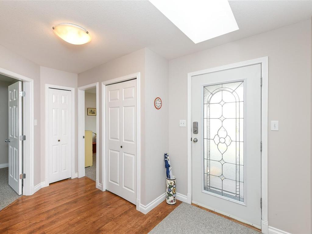 









3285


Eighth

St,
Cumberland,




BC
V0R 1S0

