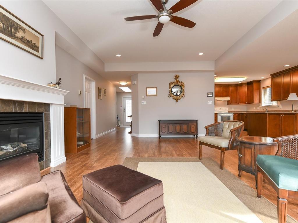 









3285


Eighth

St,
Cumberland,




BC
V0R 1S0

