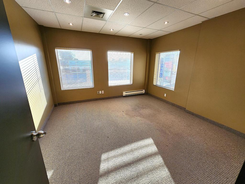 









4707


Boul. des Laurentides

, 201,
Laval (Vimont),




QC
H7K3G4


