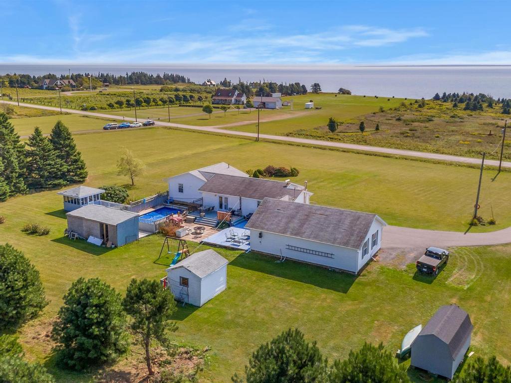 












11206 Shore Road

,
Little Sands,




PE
C0A 1W0

