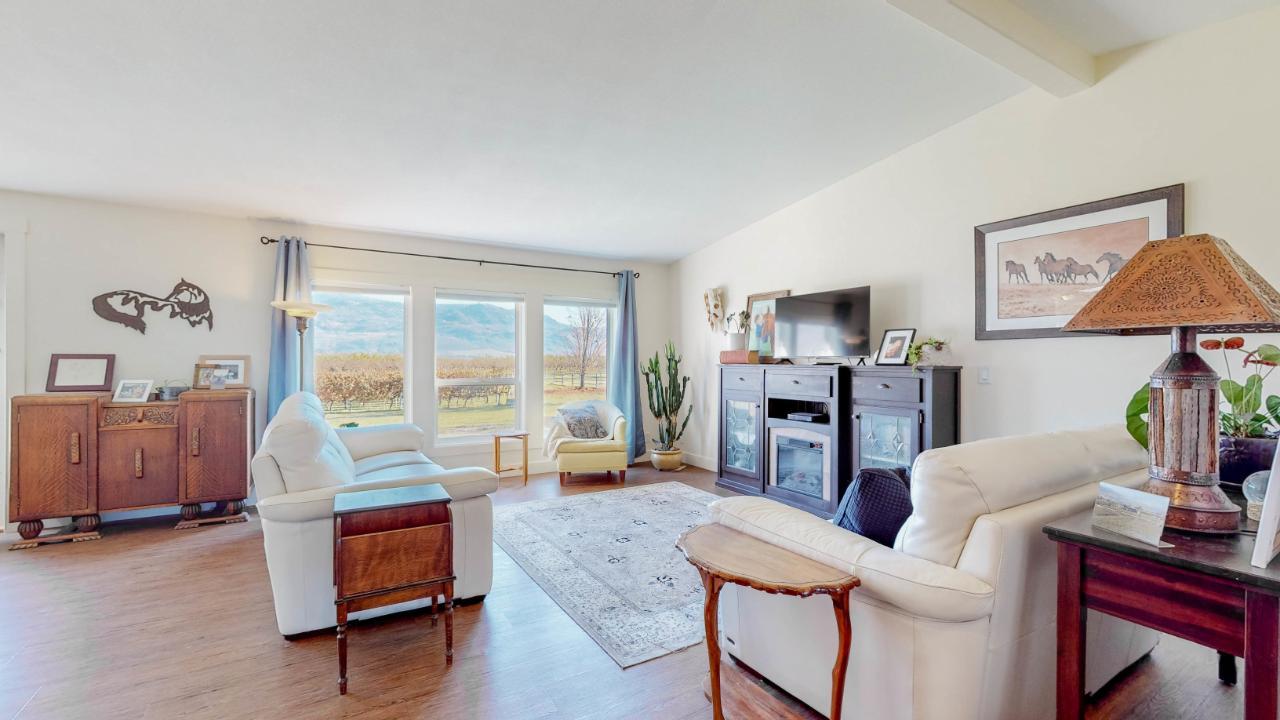 









3405


107TH

Street,
Osoyoos,




BC
V0H 1V4

