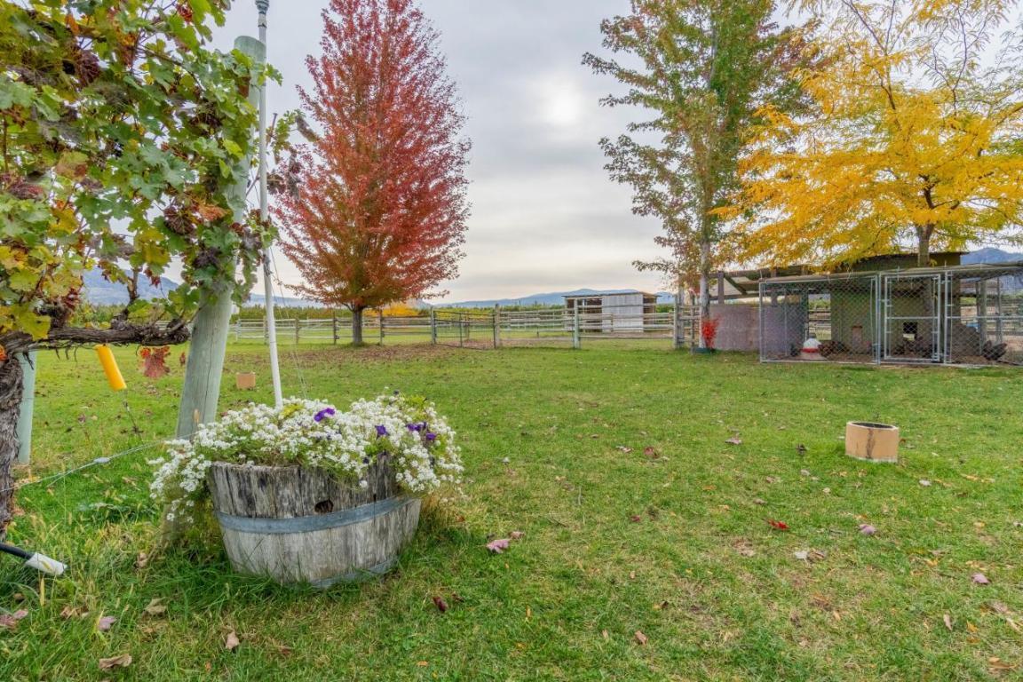 









3405


107TH

Street,
Osoyoos,




BC
V0H 1V4

