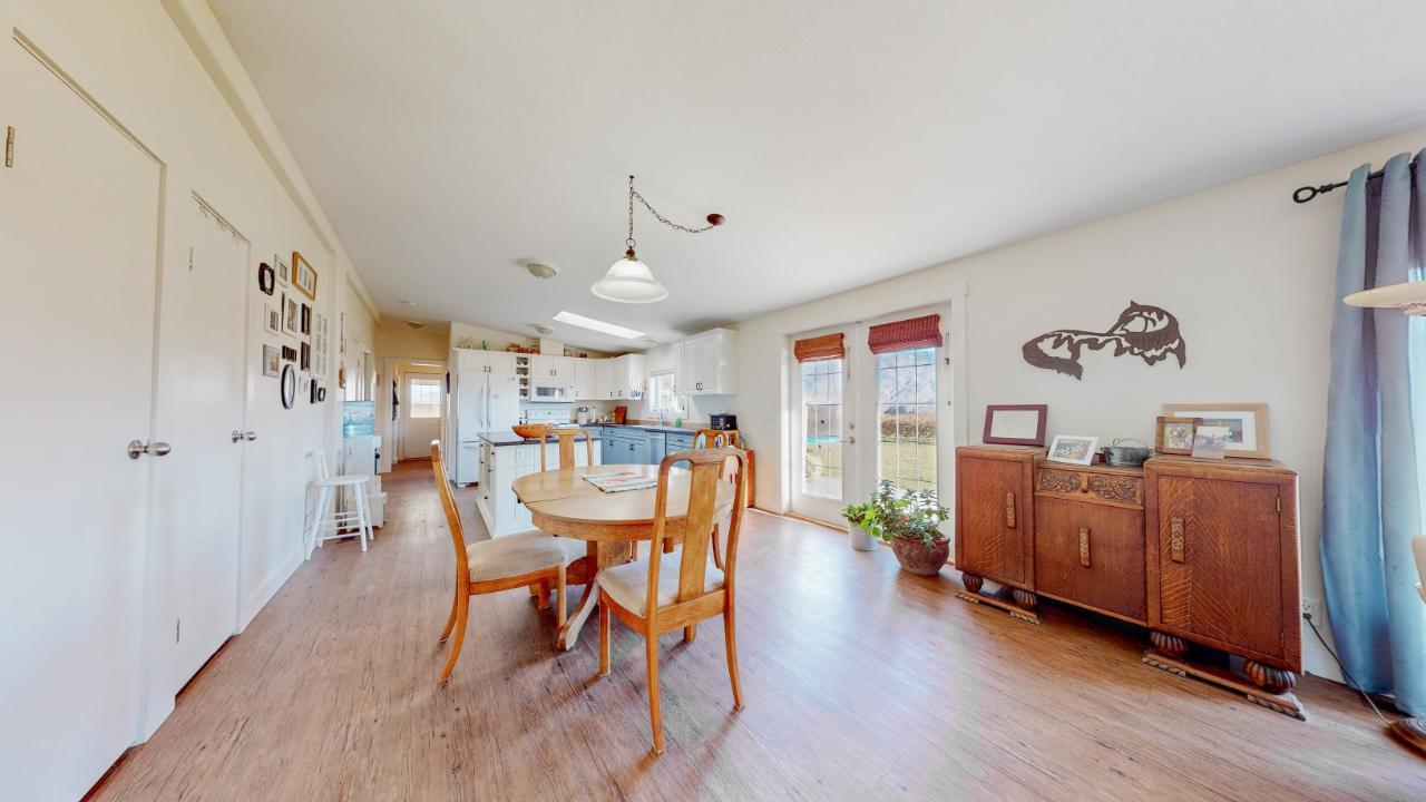 









3405


107TH

Street,
Osoyoos,




BC
V0H 1V4

