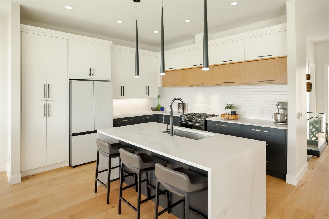 









3450


Chocolate Lily

Lane,
Kelowna,




BC
V1V 3G2

