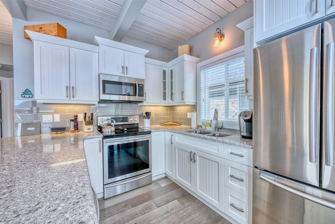 









6753


La Palma

Loop, 226,
Kelowna,




BC
V1Z 3R8

