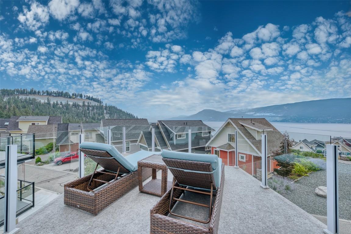 









6753


La Palma

Loop, 226,
Kelowna,




BC
V1Z 3R8

